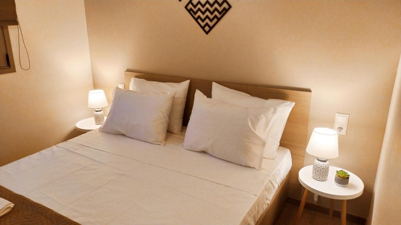 Uni Island - Old Town Suites Heraklion Exterior foto