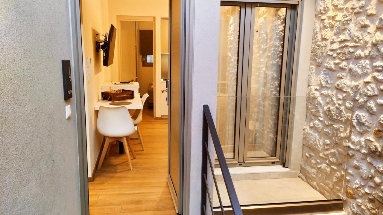 Uni Island - Old Town Suites Heraklion Exterior foto